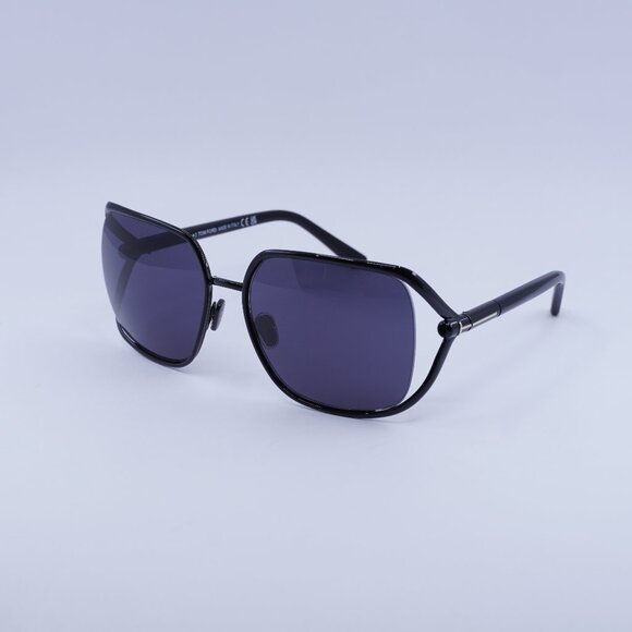 🕶️ New Tom Ford Goldie FT1092 01A Sunglasses - Black Frame, Smoke Lenses - Picture 1 of 9